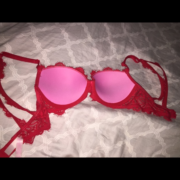 Vs pink bra - Picture 2 of 5